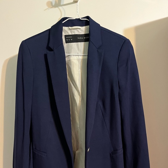 Zara Jackets & Blazers - Zara Basic brand. Navy blue blazer. Size medium. Excellent used condition.